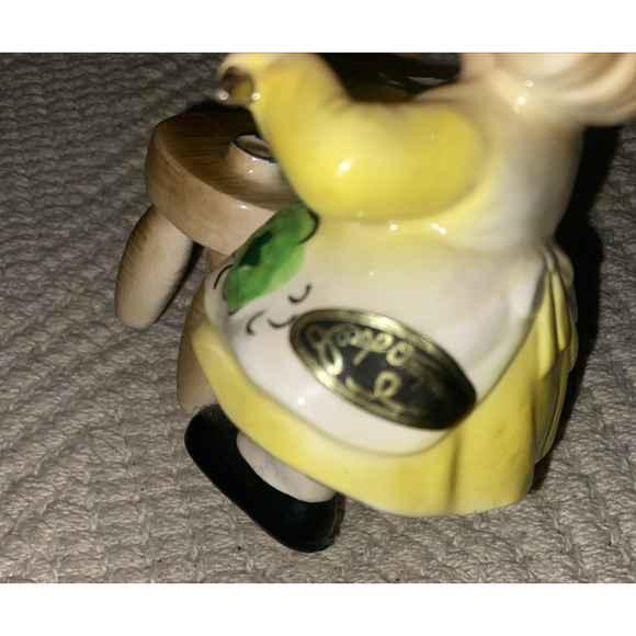 Vtg Josef Originals Figurine Happiness Is Making Mud Pies Girl Collectible - Picture 8 of 12